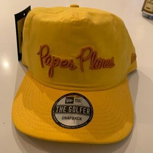Paper Planes SnapBack